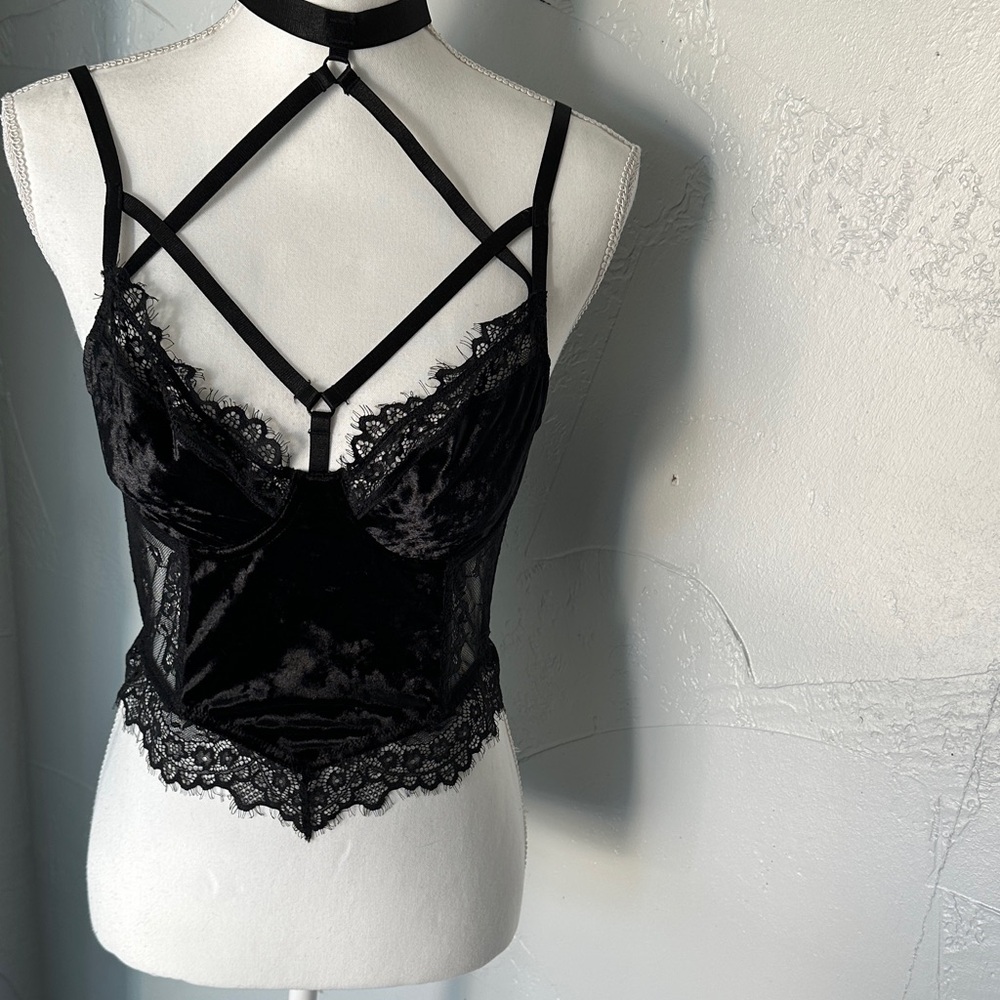 Killstar Black Strappy Velvet Lace Bustier Bra